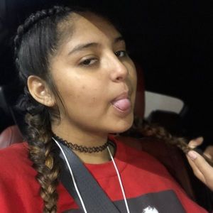 Meet your Posher, Bella